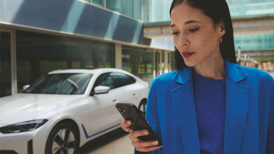 contactez BMW Paris Vélizy