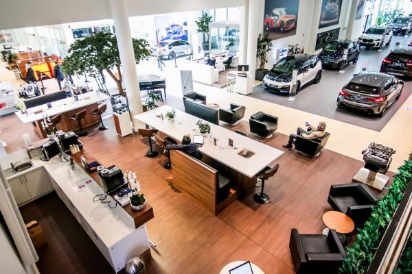 BMW Business Center | image 1